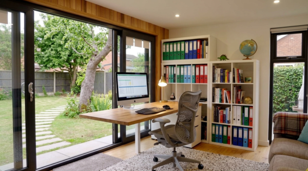 Garden_home_business_room_interior3